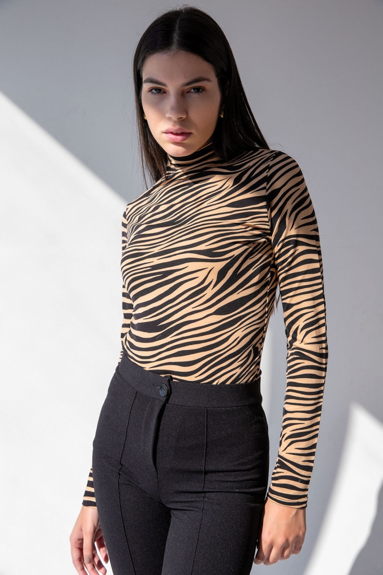 High Collar Bodysuit - Brand: la & vetta - Women & Kids, Baby Clothes Wholesale - TheBS Women