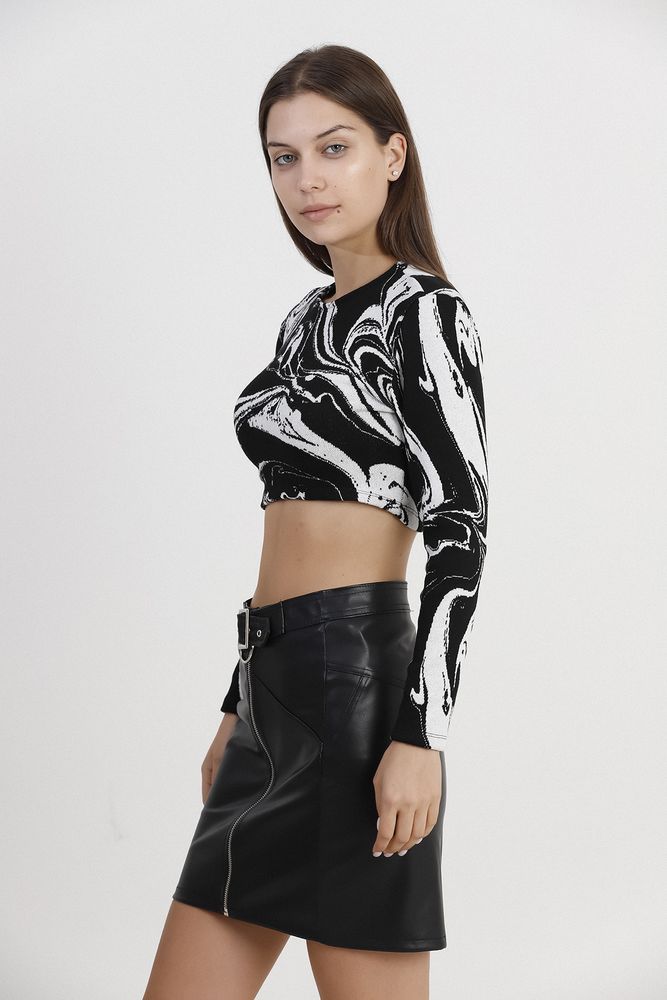 Black Marbled Crop Jacquard Blouse - Producer: Topshow - Wholesale Women Clothes - TheBS Women