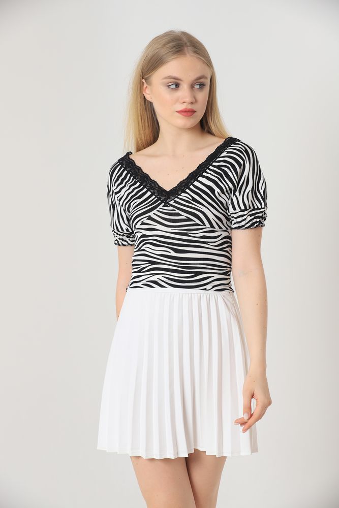 Black Zebra V-Neck Lace Blouse - Producer: Topshow - Wholesale Women Clothes - TheBS Women