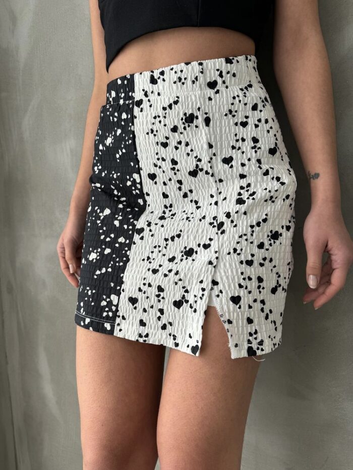 Black And White Heart Patterned Above Knee Skirt - Producer: Topshow - Wholesale Women Clothes - TheBS Women