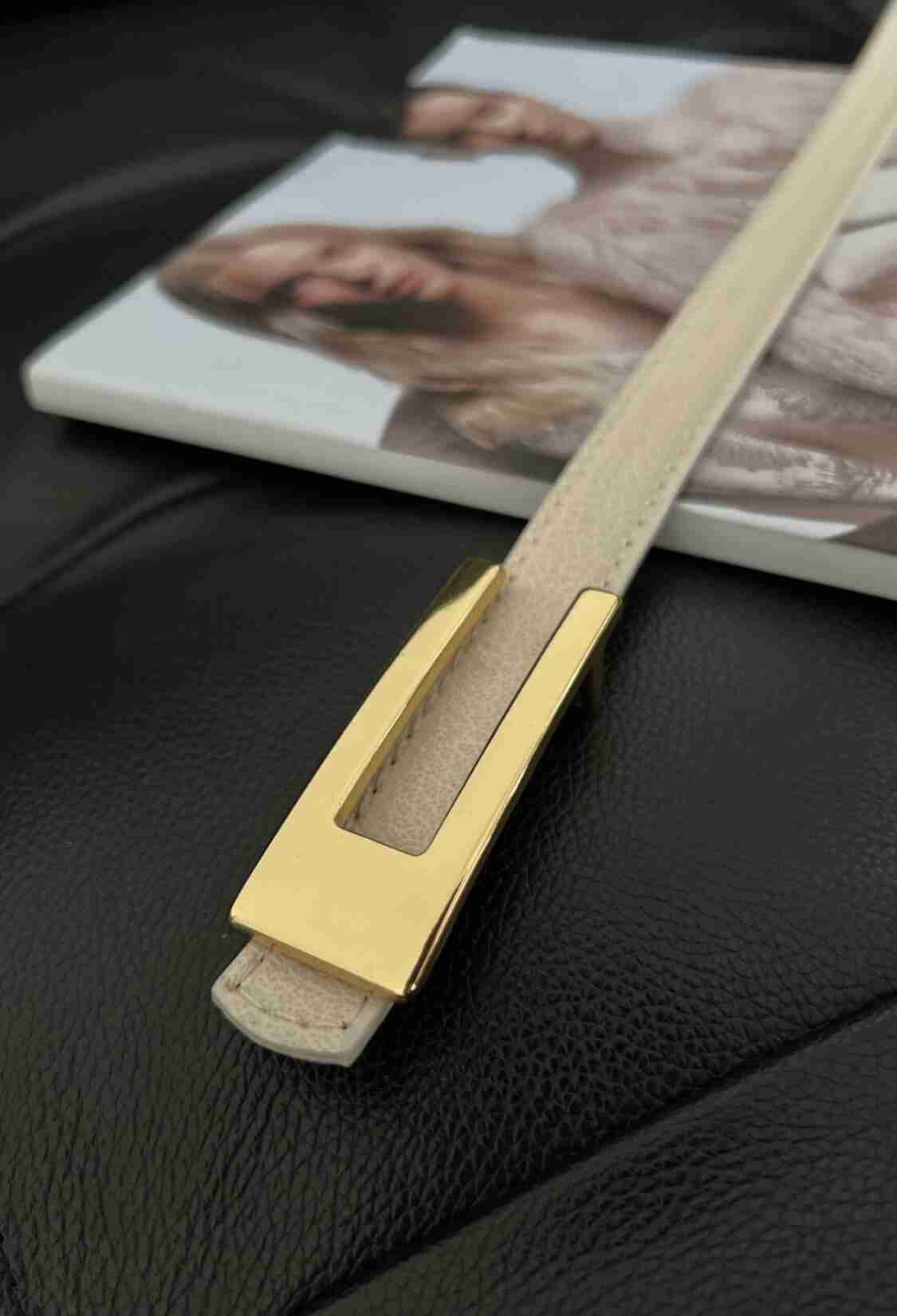 Thin Women's Belt With Design Buckle - Brand: Fiori - Women & Kids, Baby Clothes Wholesale - TheBS Women