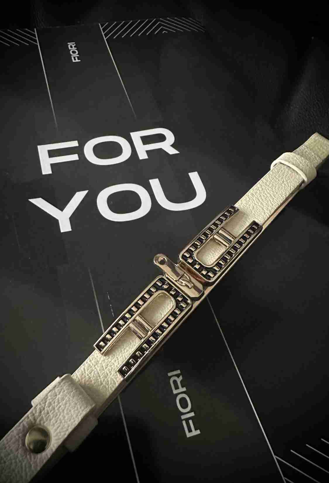 Thin Buckle Adjustable Women's Belt - Brand: Fiori - Women & Kids, Baby Clothes Wholesale - TheBS Women