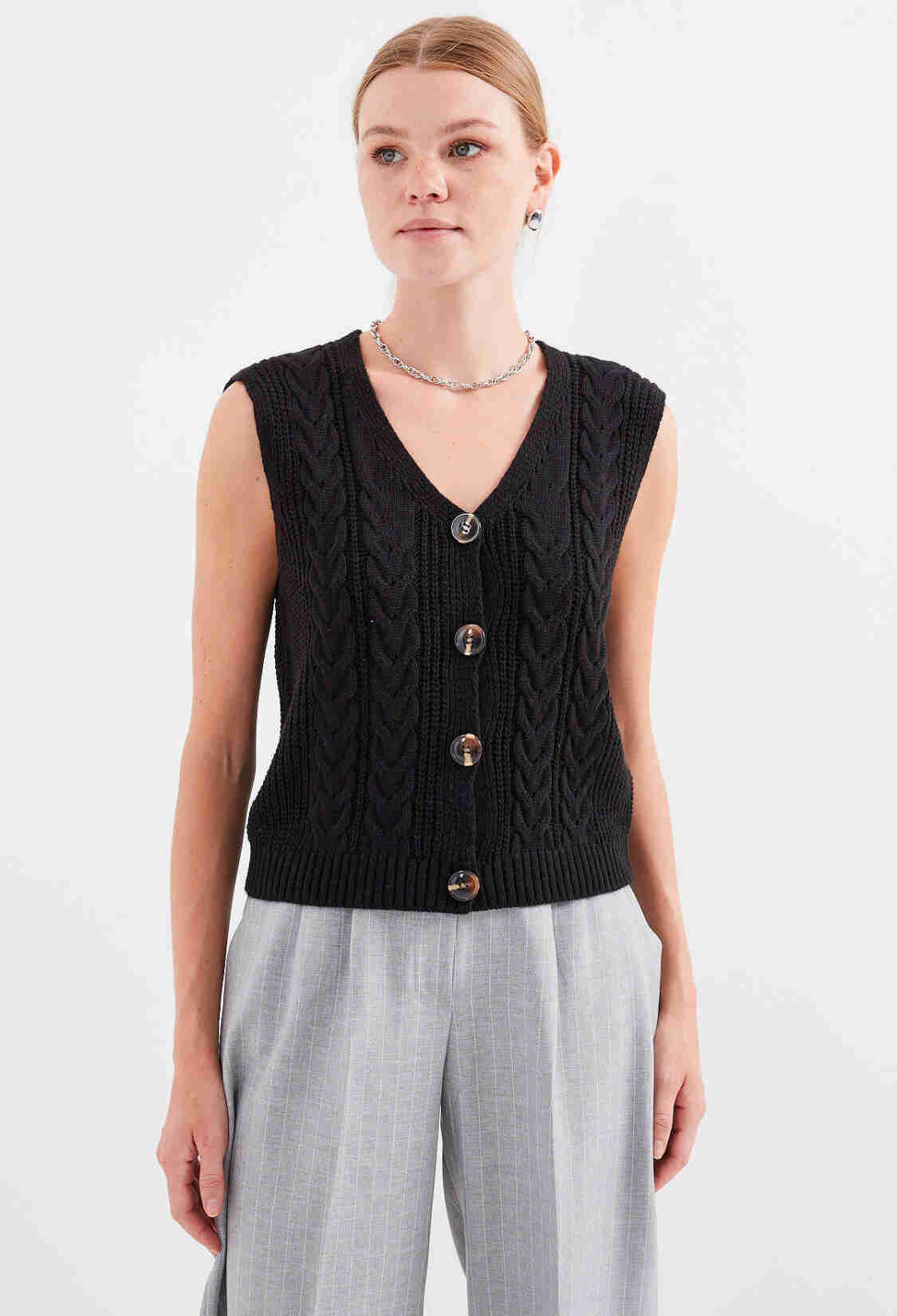 Buttoned Short Knit Vest - Brand: Bigdart - Women & Kids, Baby Clothes Wholesale - TheBS Women