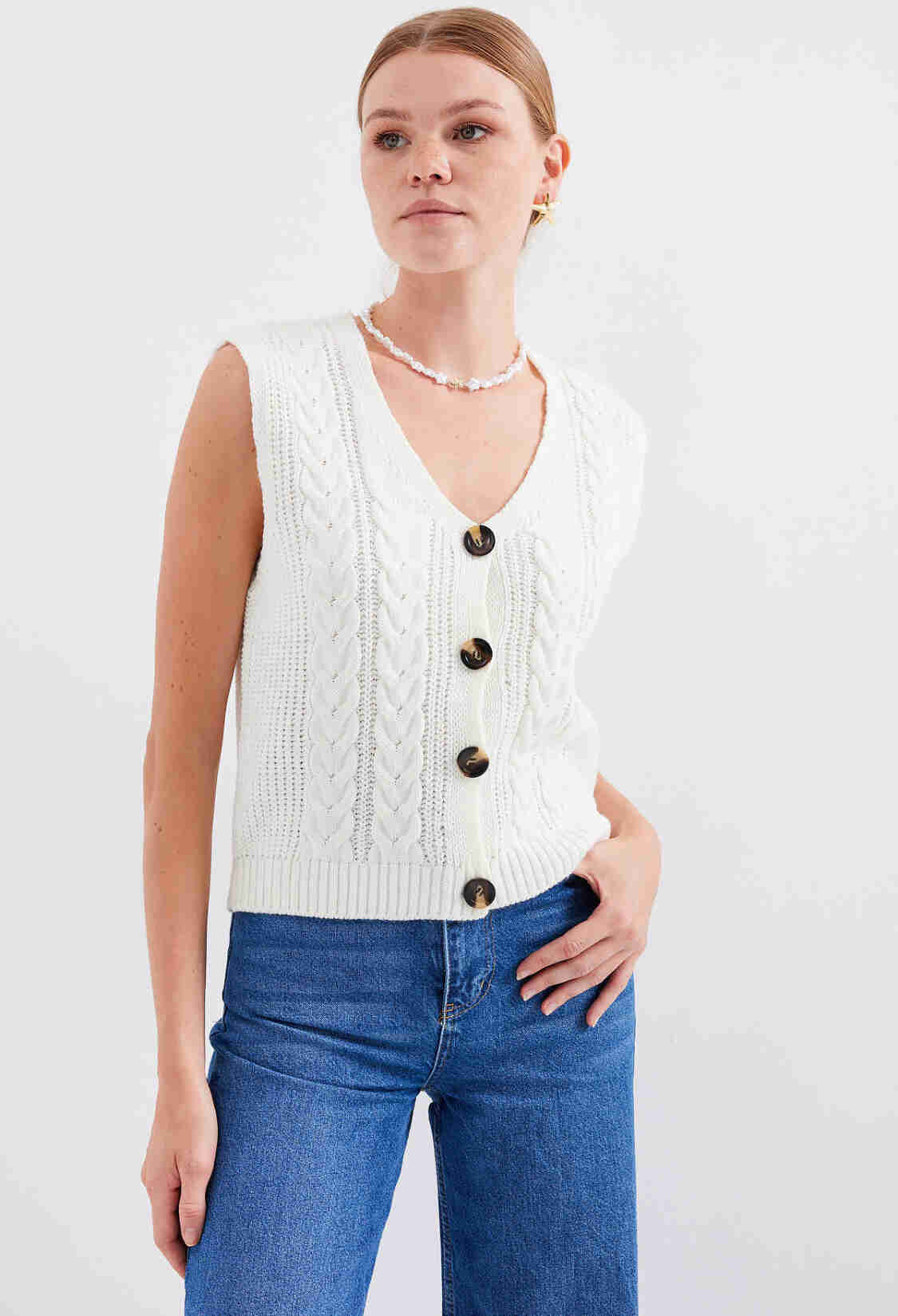 Buttoned Short Knit Vest - Brand: Bigdart - Women & Kids, Baby Clothes Wholesale - TheBS Women