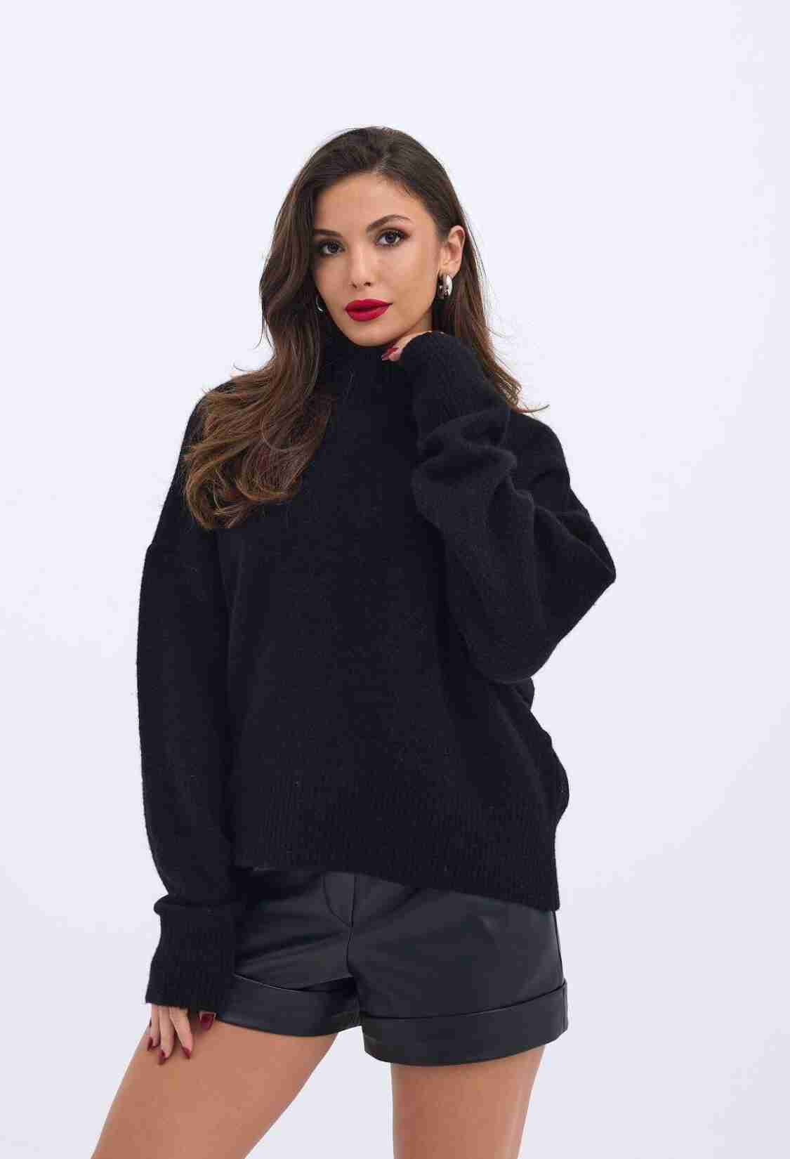 Knitwear Crew Neck Sweater - Brand: Fame - Women & Kids, Baby Clothes Wholesale - TheBS Women