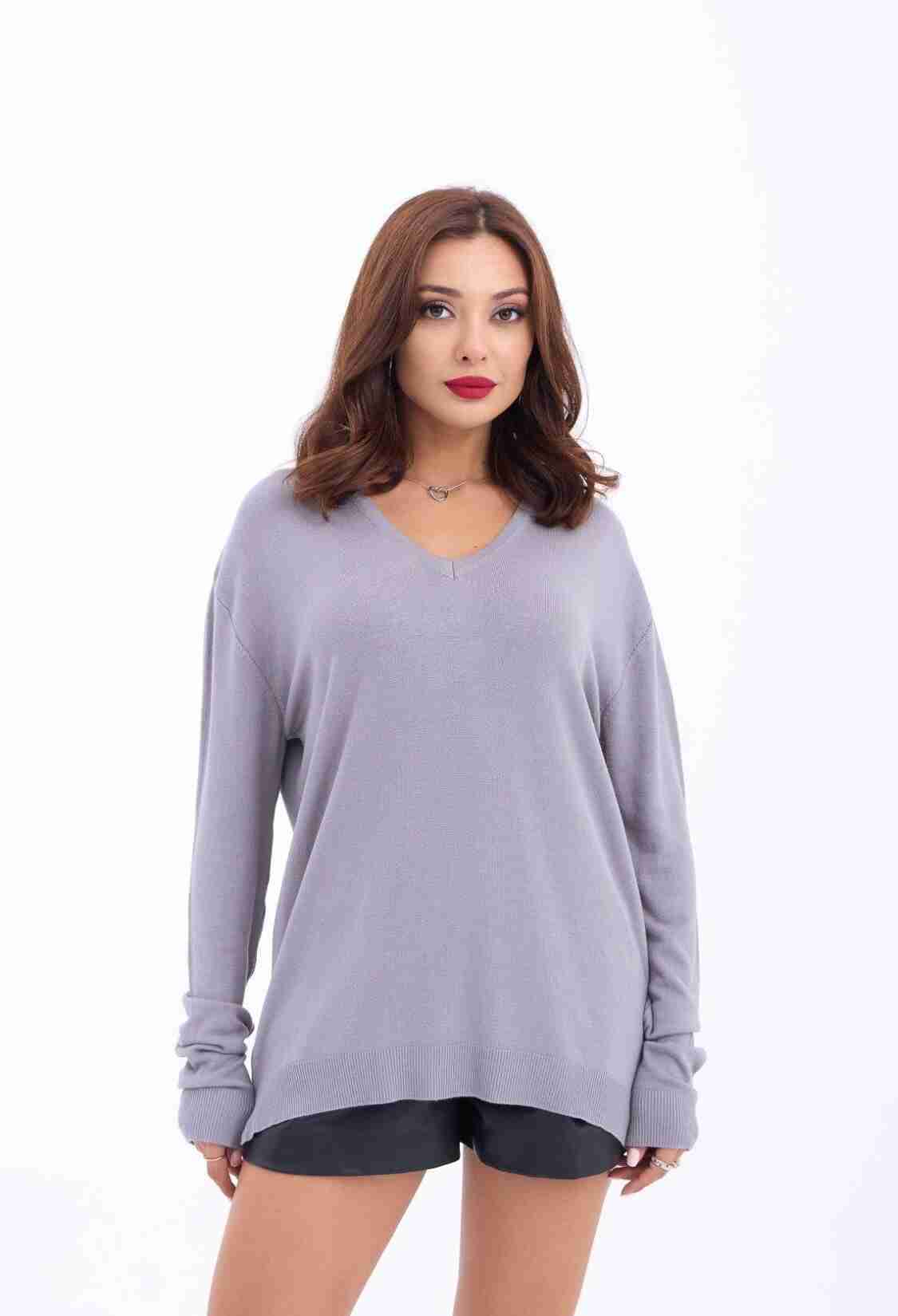 Knitwear V Neck Basic Casual - Gray - Brand: Fame - Women & Kids, Baby Clothes Wholesale - TheBS Women