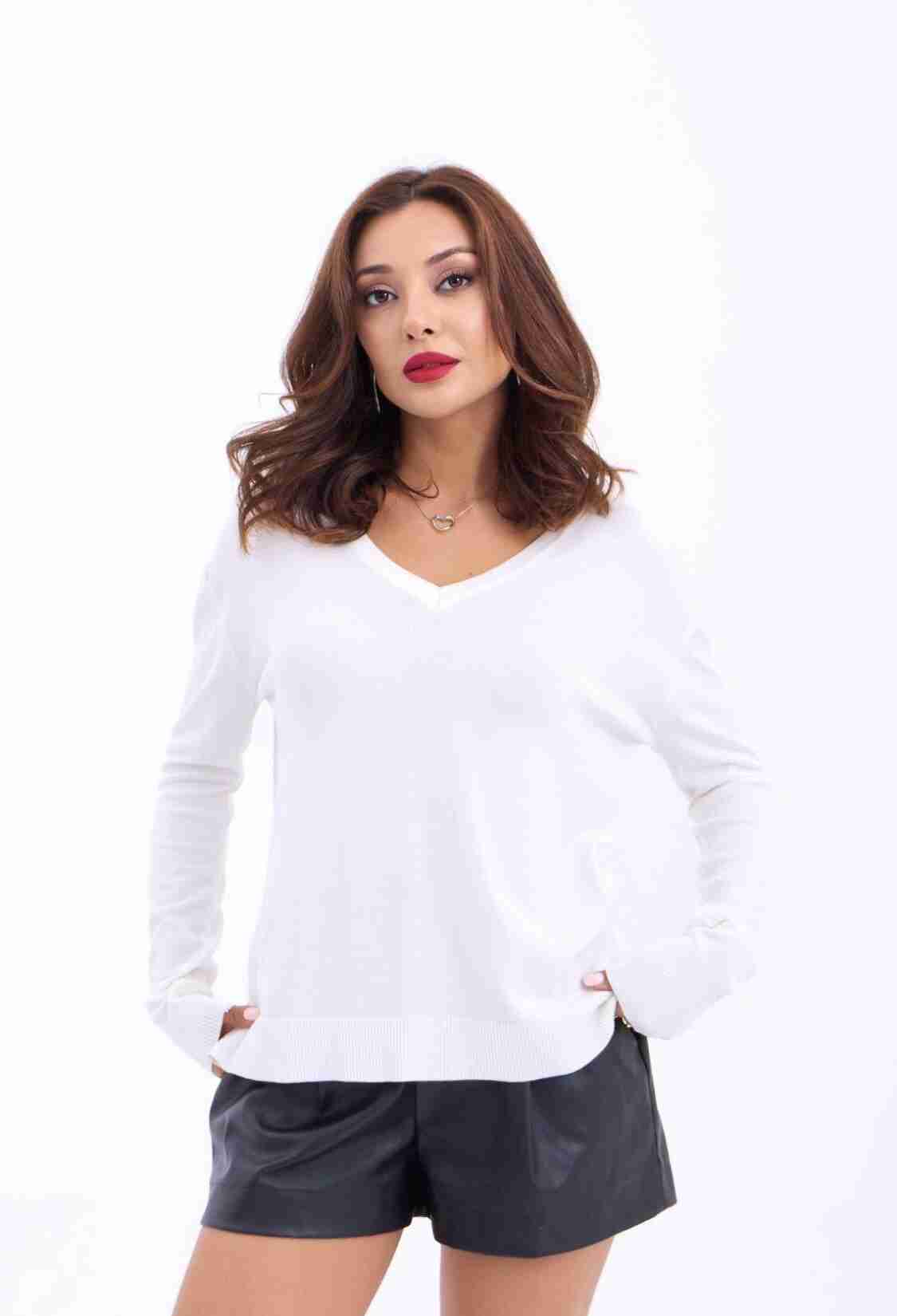 Knitwear V Neck Basic Casual - Brand: Fame - Women & Kids, Baby Clothes Wholesale - TheBS Women