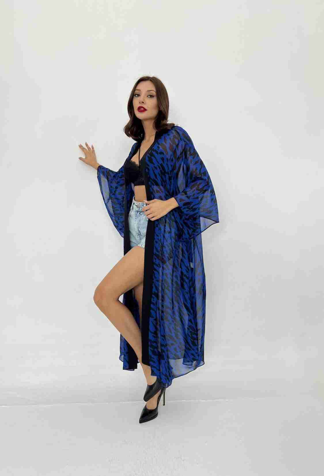 Kimono -& Black - Brand: Fame - Women & Kids, Baby Clothes Wholesale - TheBS Women