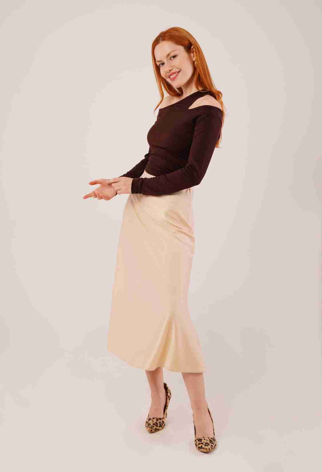 Bell Cut MidiWholesale Satin Skirt - Brand: Lustrin - Women & Kids, Baby Clothes Wholesale - TheBS Women