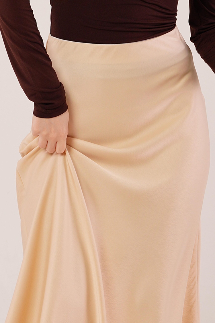 Bell Cut MidiWholesale Satin Skirt - Brand: Lustrin - Women & Kids, Baby Clothes Wholesale - TheBS Women