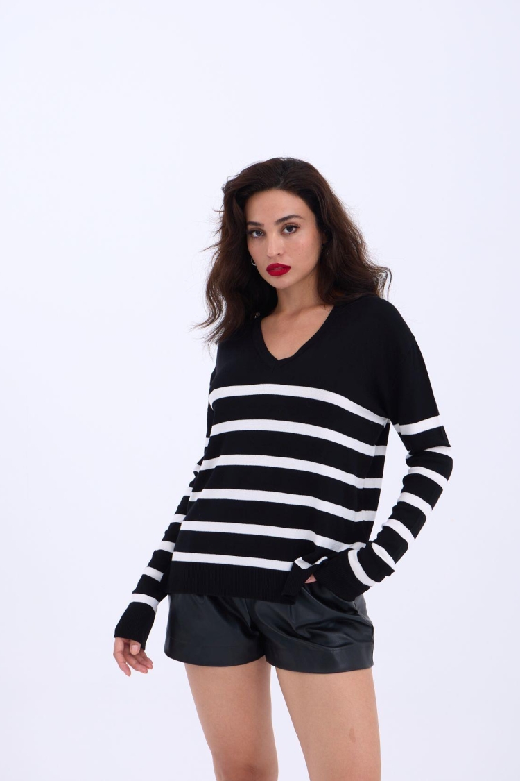 Knitwear V Neck Striped Basic Casual -& Ecru - Brand: Fame - Women & Kids, Baby Clothes Wholesale - TheBS Women