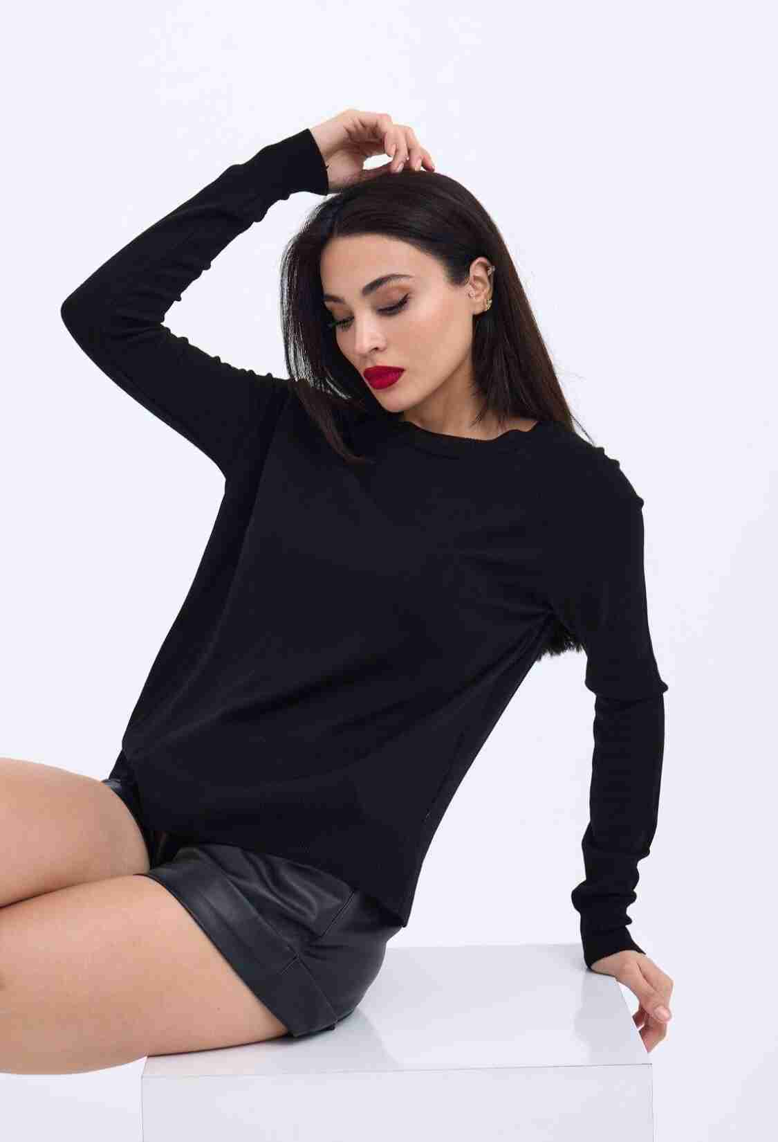 Knitwear Zero Collar Basic Casual - Brand: Fame - Women & Kids, Baby Clothes Wholesale - TheBS Women