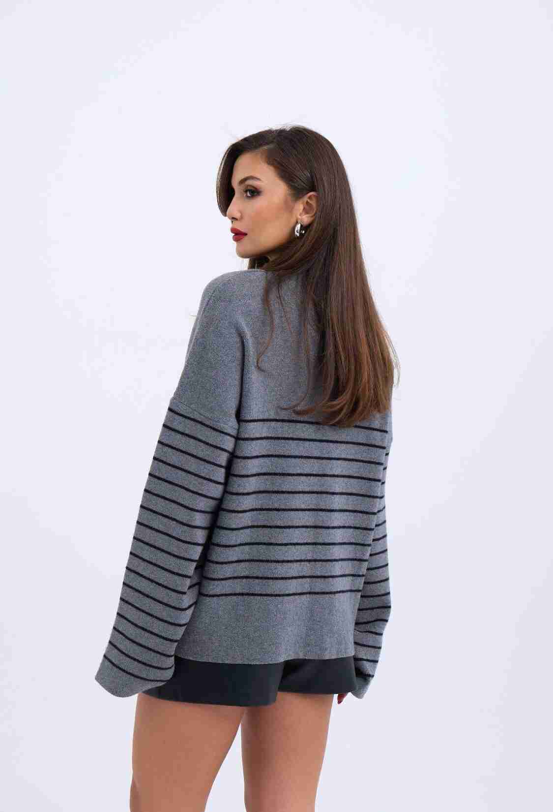 Knitwear Crew Neck Striped Casual Sweater -& Black - Brand: Fame - Women & Kids, Baby Clothes Wholesale - TheBS Women