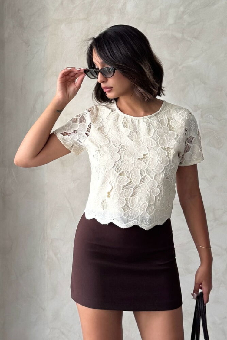 White Elegant Floral Slim Fit Blouse - Brand: Topshow - Women & Kids, Baby Clothes Wholesale - TheBS Women