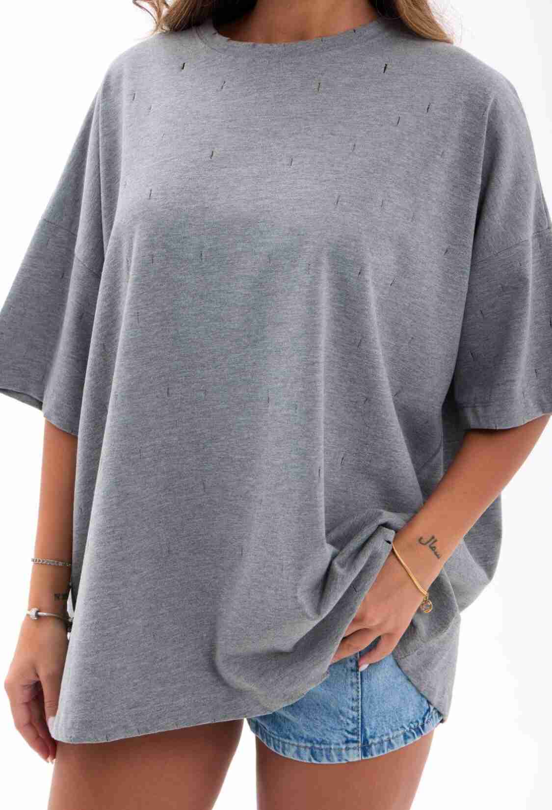 Tshirt Casual Oversized Fit Half Sleeve - Brand: Fame - Women & Kids, Baby Clothes Wholesale - TheBS Women