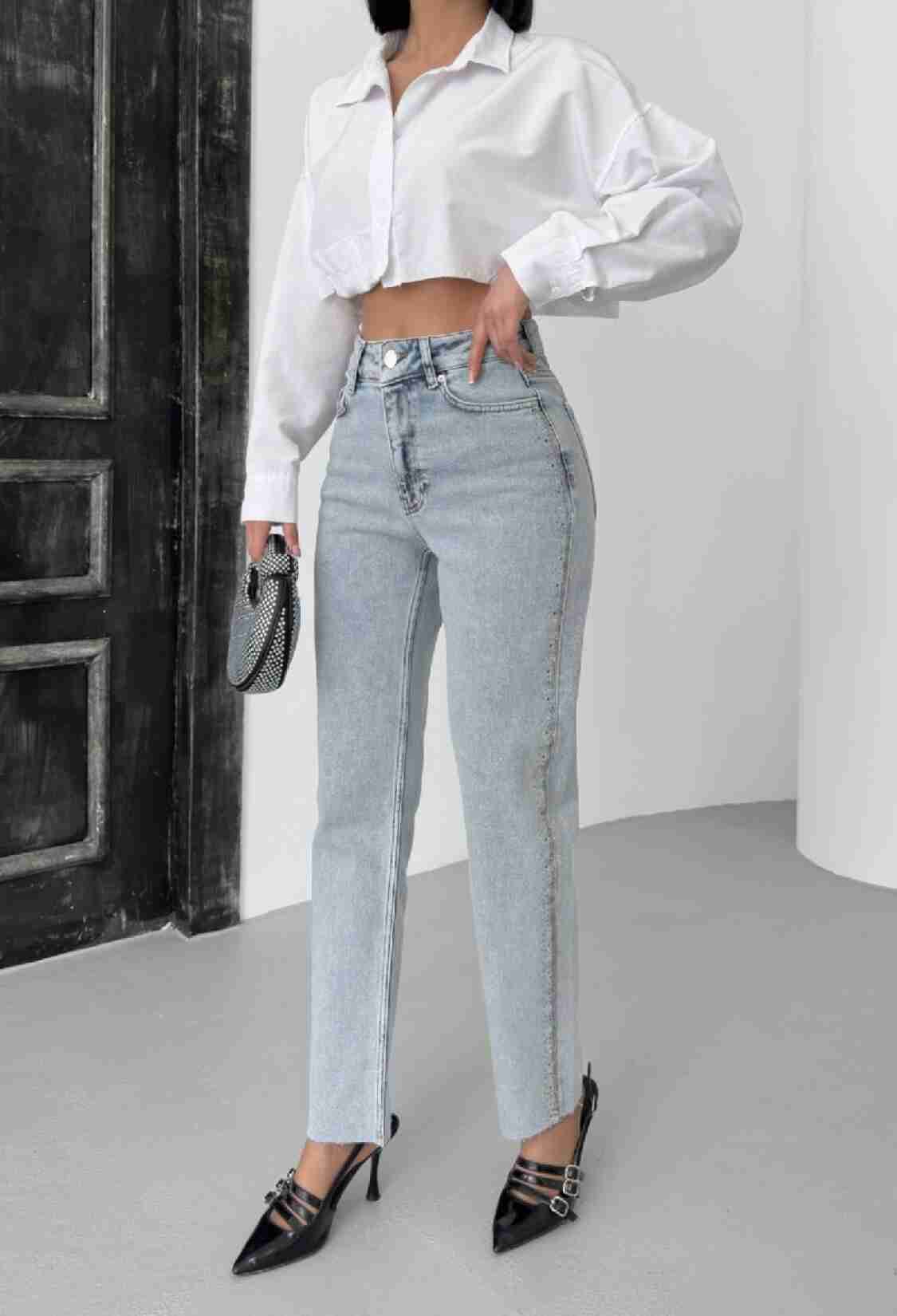 Blue Mom Jeans With High Waist And Straight Leg - Brand: XLove - Women & Kids, Baby Clothes Wholesale - TheBS Women