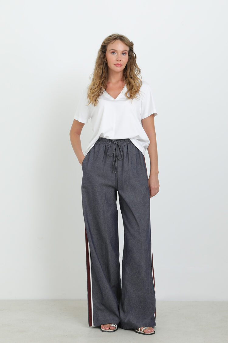 White Casual Streetwear V-Neck Tshirt - Brand: SOUL - Women & Kids, Baby Clothes Wholesale - TheBS Women