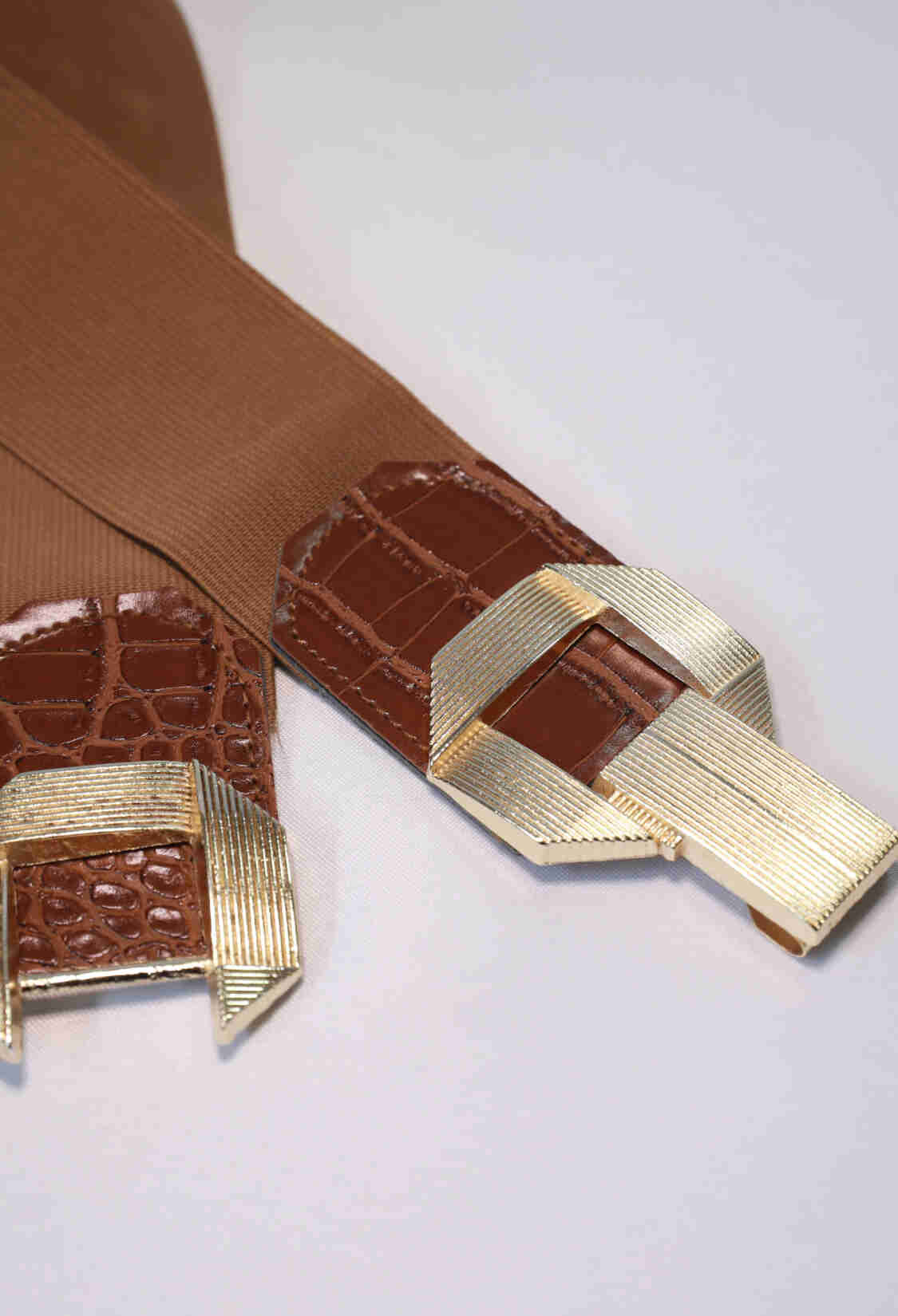 Elastic Belt With Metal Gold Buckle - Brand: Fiori - Women & Kids, Baby Clothes Wholesale - TheBS Women