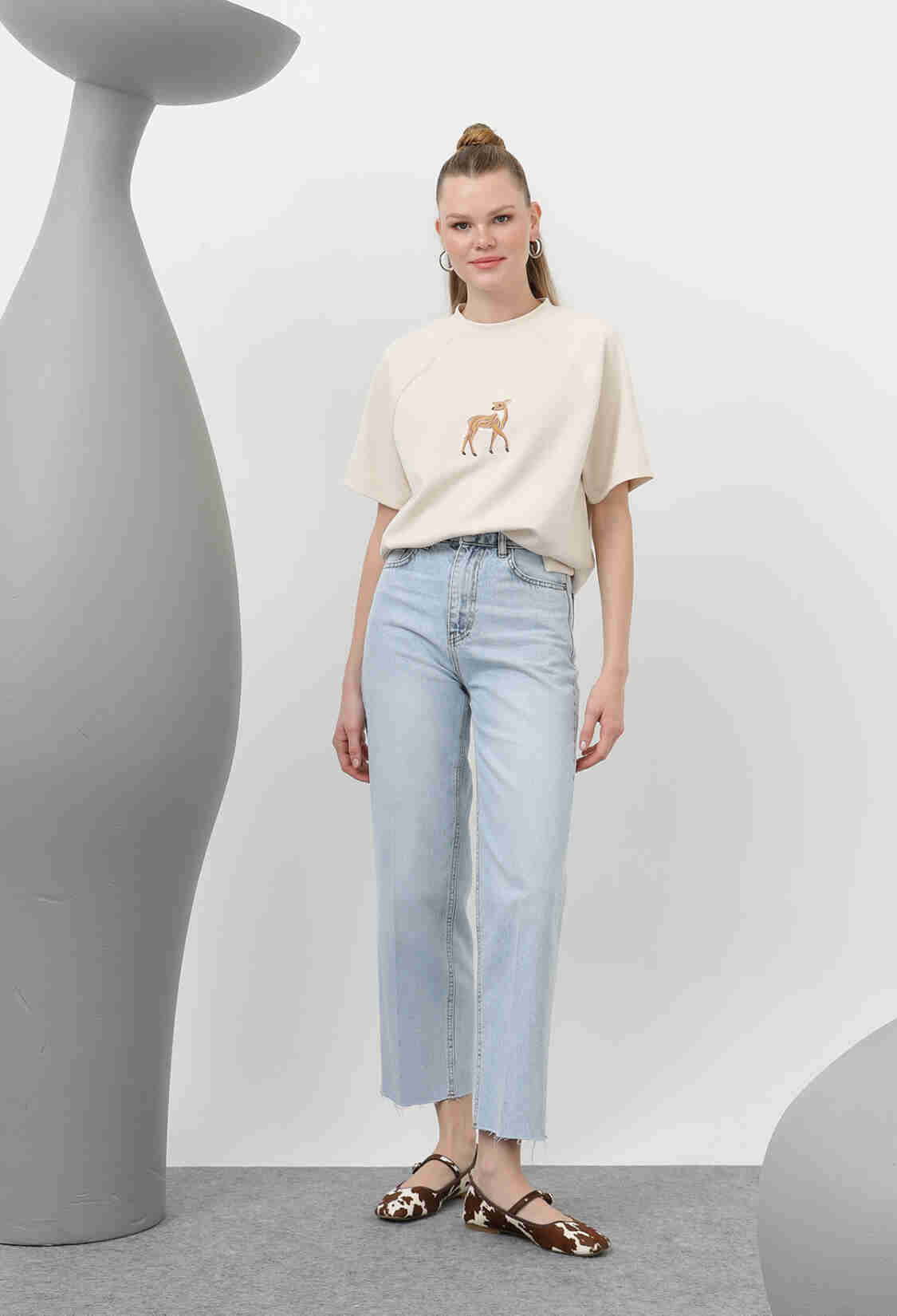 Deer Embroidered Tshirt - Brand: SOUL - Women & Kids, Baby Clothes Wholesale - TheBS Women