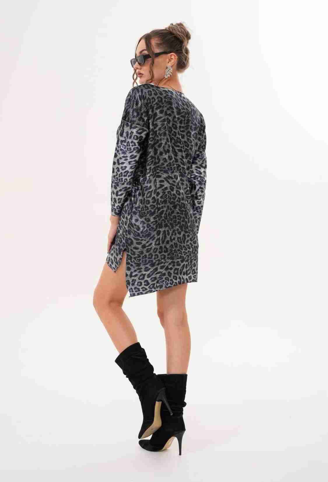 Black Oversized V-Neck Leopard Print Tunic - Brand: My Jest Fashion - Women & Kids, Baby Clothes Wholesale - TheBS Women
