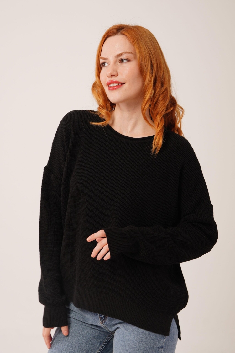 Oversized Fit Casual Sweater - Brand: Lustrin - Women & Kids, Baby Clothes Wholesale - TheBS Women