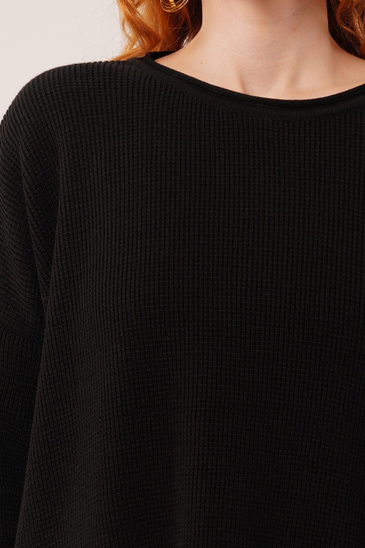 Oversized Fit Casual Sweater - Brand: Lustrin - Women & Kids, Baby Clothes Wholesale - TheBS Women