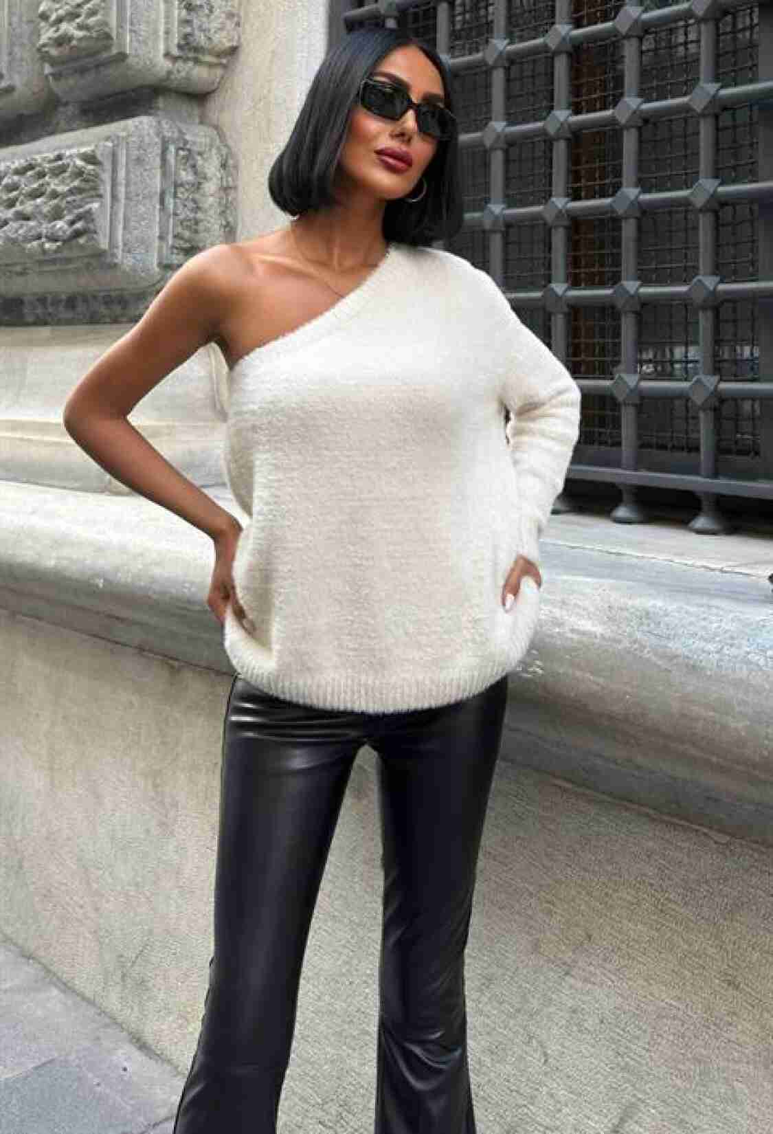 White Oversized Fit Sweater With One Shoulder Neck - Brand: Sobe Istanbul - Women & Kids, Baby Clothes Wholesale - TheBS Women